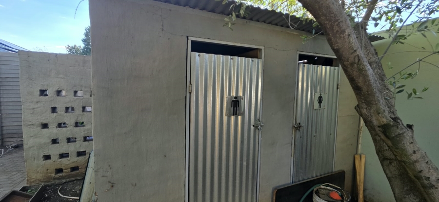 6 Bedroom Property for Sale in Parys Free State